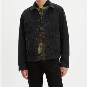 Levis patch pocket jacket size large